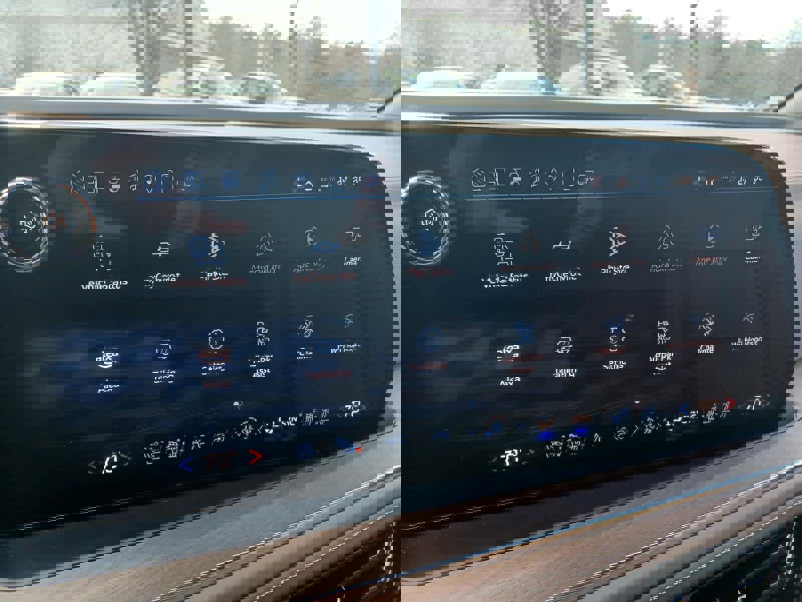 Used 2025 Chevrolet Tahoe High Country image 11