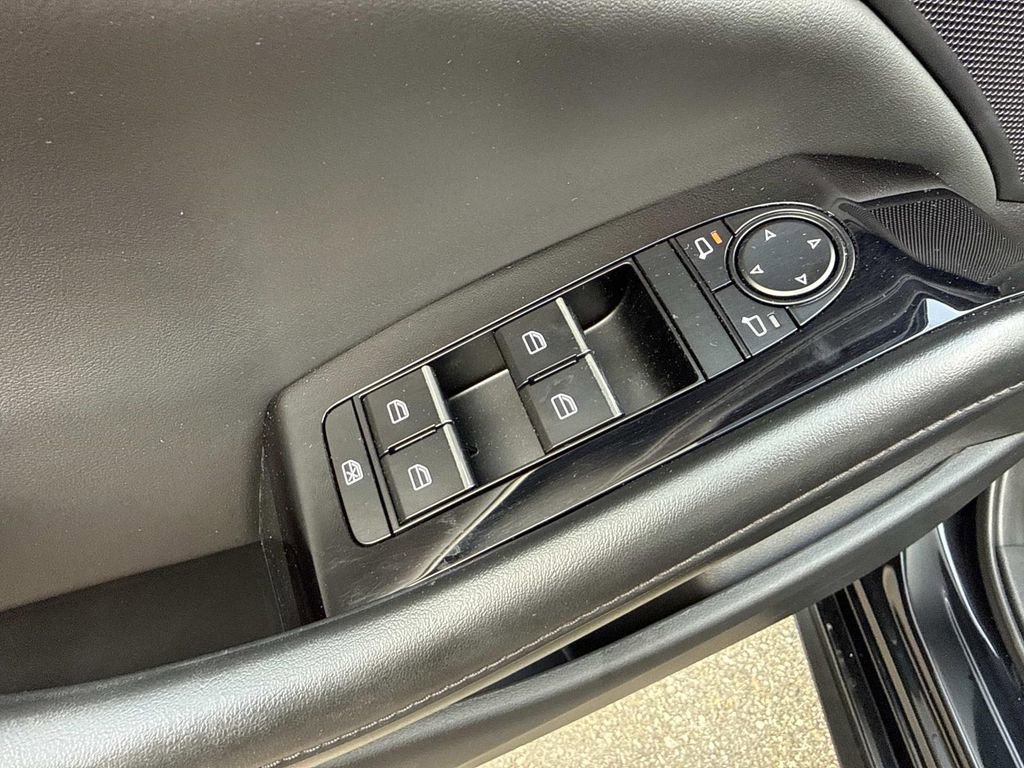 Certified 2025 MAZDA MAZDA3 s image 25