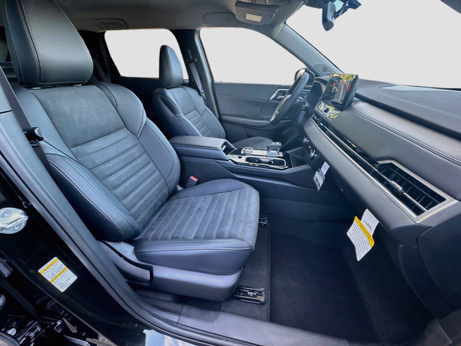 New 2026 Mitsubishi Outlander SE FWD image 28