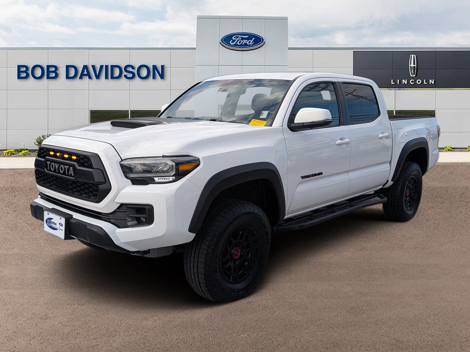 Used 2022 Toyota Tacoma TRD Pro AWD/4WD image 1