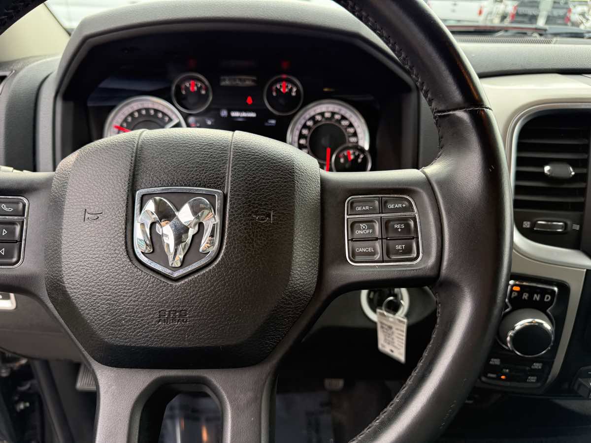 Used 2015 RAM 1500 Big Horn image 30