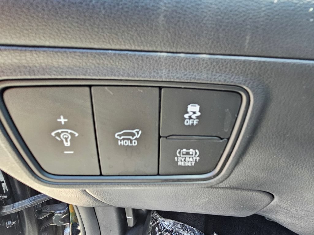 Certified 2024 Hyundai Tucson Limited AWD/4WD image 25
