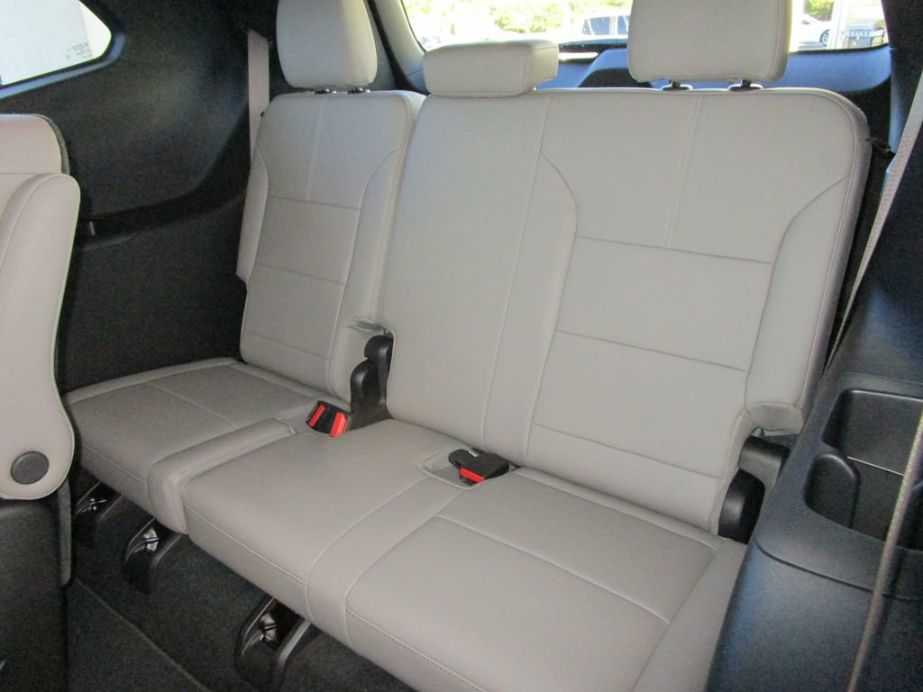 New 2026 GMC Acadia Elevation w/ Elevation Premium Package image 17