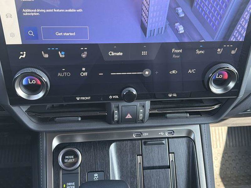 Used 2024 Lexus GX 550 w/ Accessory Package (Z1) AWD/4WD image 22