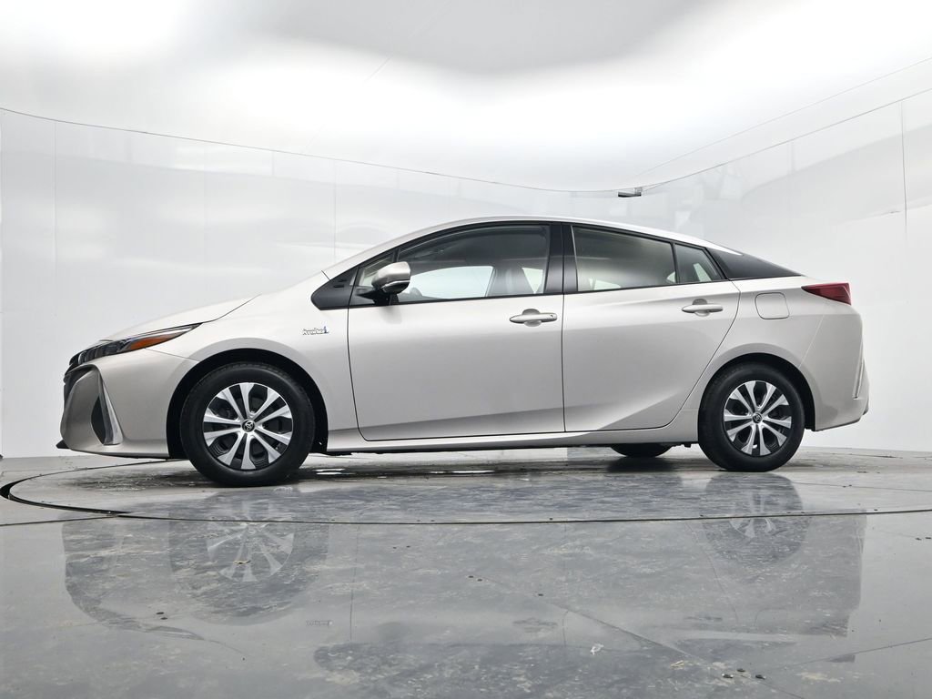 Used 2020 Toyota Prius Prime XLE image 37