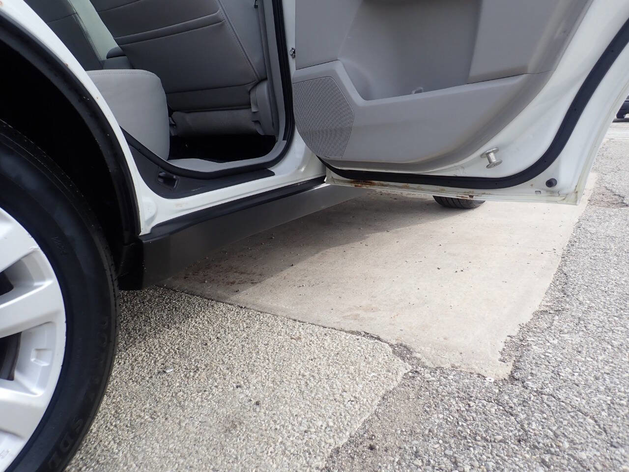 Used 2012 Subaru Forester 2.5X Premium w/ Popular Pkg 3 image 28