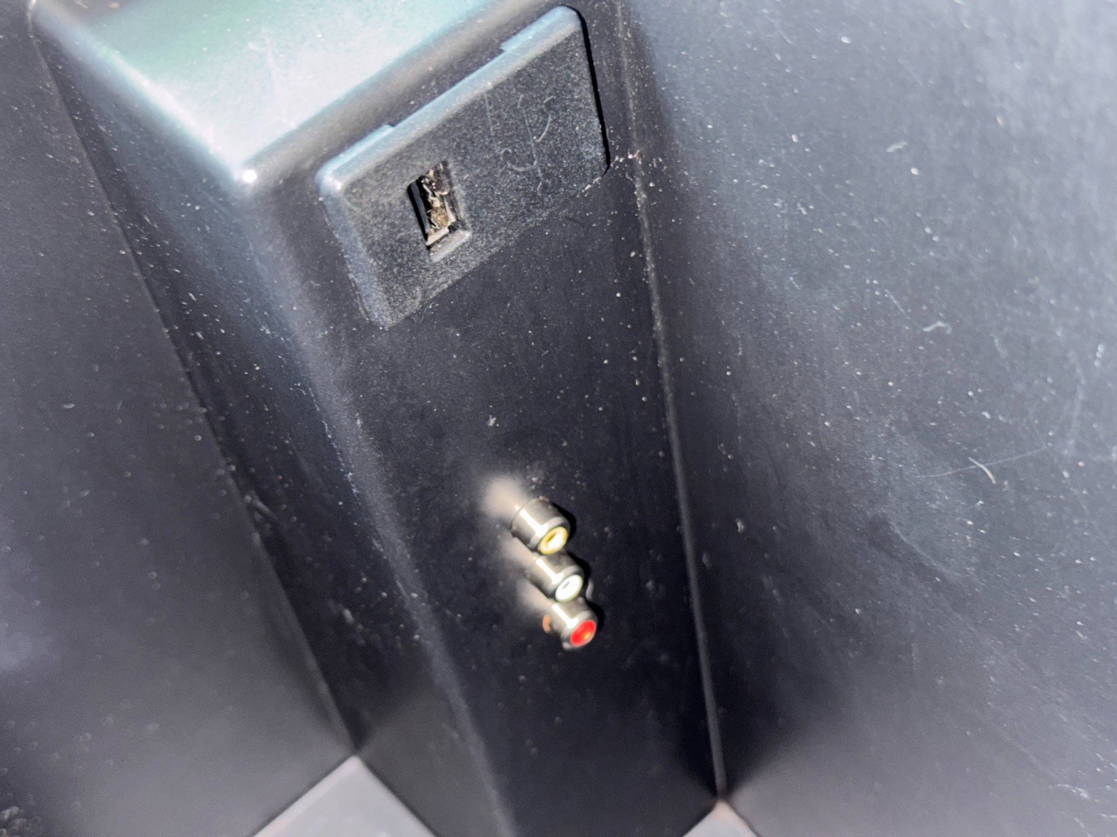 Used 2013 Nissan Armada SV image 26