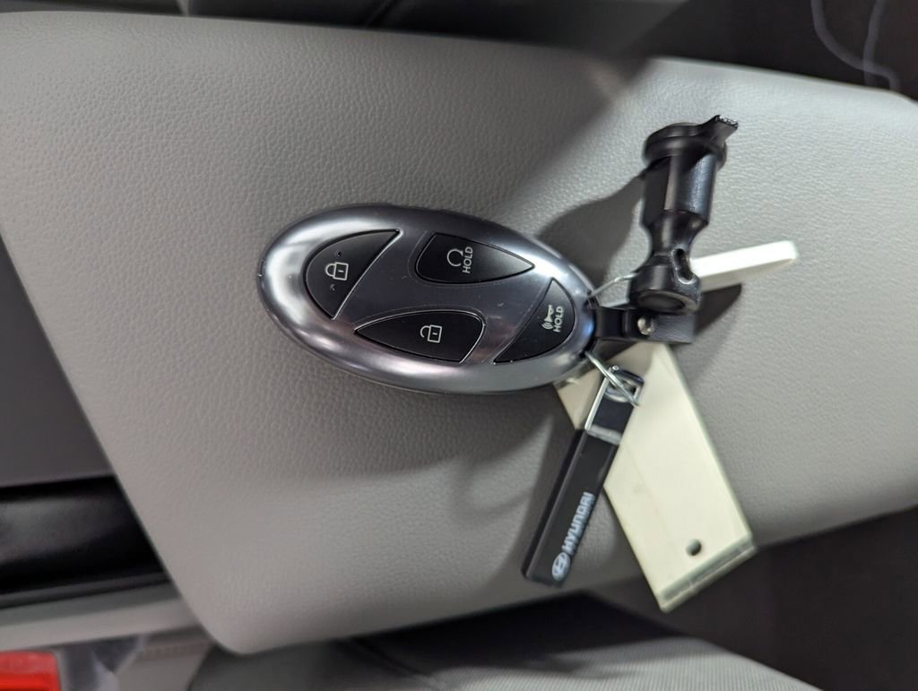 New 2026 Hyundai Elantra Sport image 25