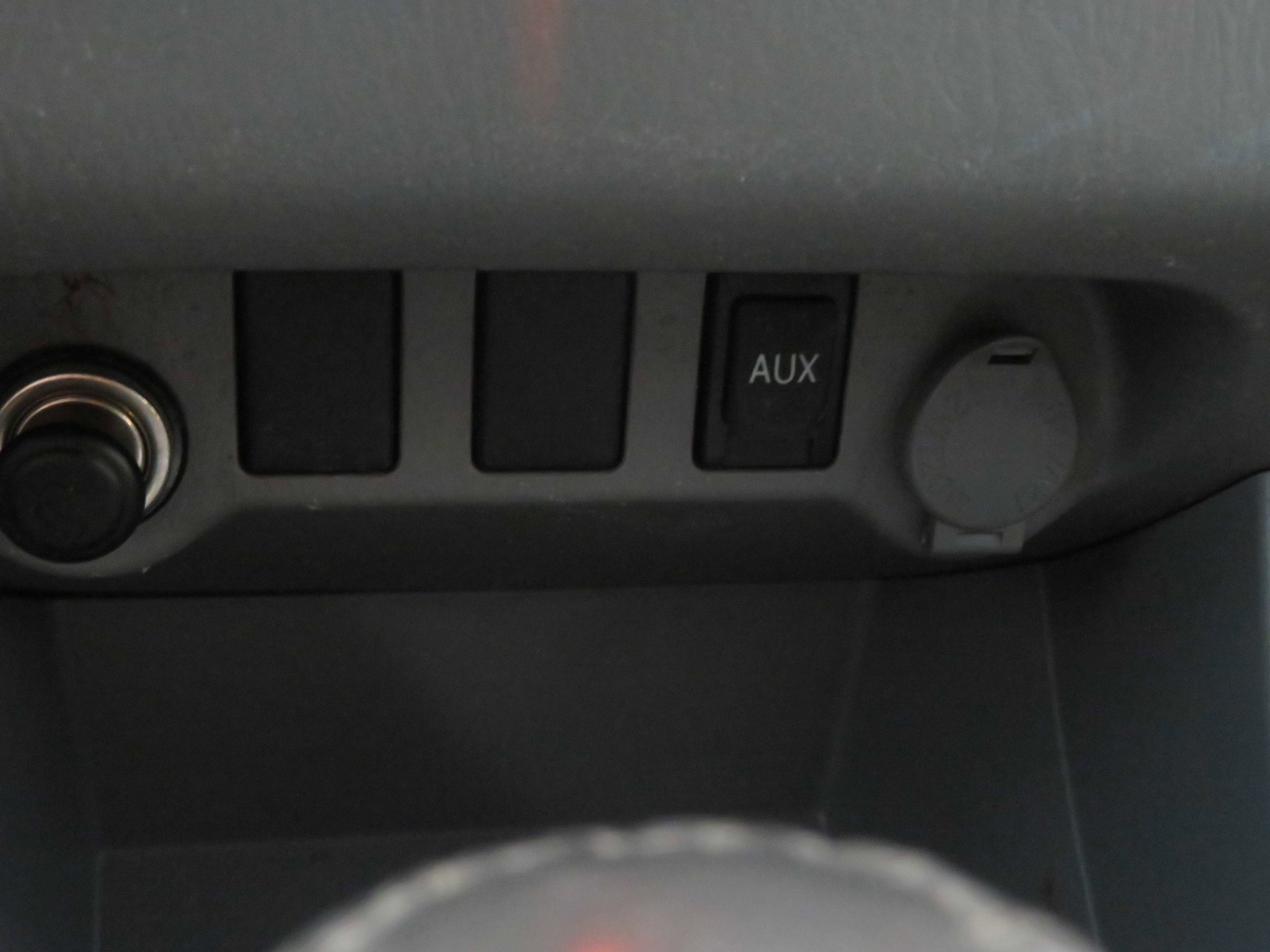 Used 2010 Toyota Tacoma PreRunner RWD image 39