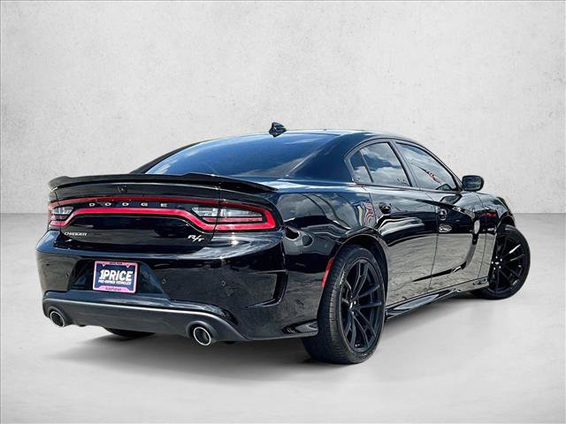 Used 2022 Dodge Charger R/T RWD image 2