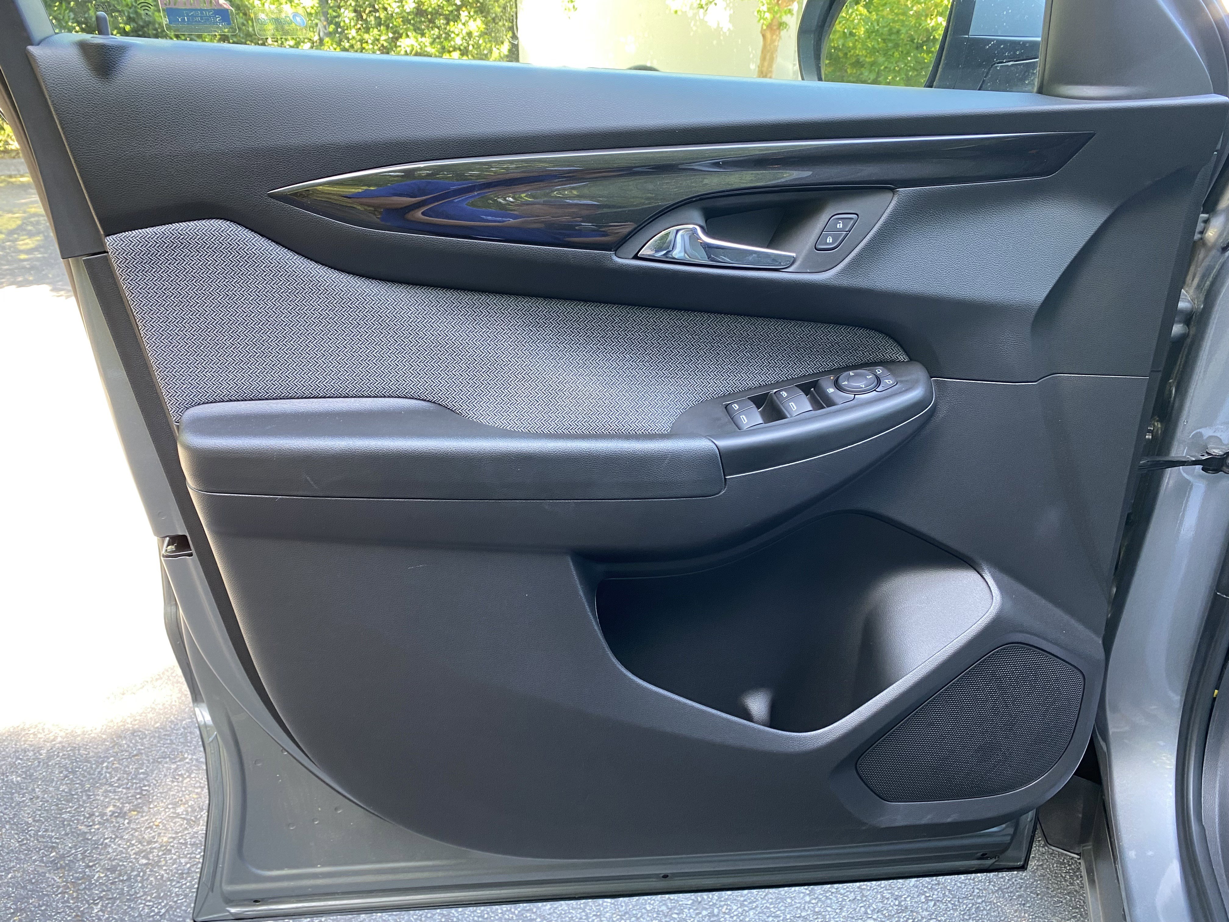 Used 2024 Chevrolet TrailBlazer LT w/ Driver Confidence Package image 15