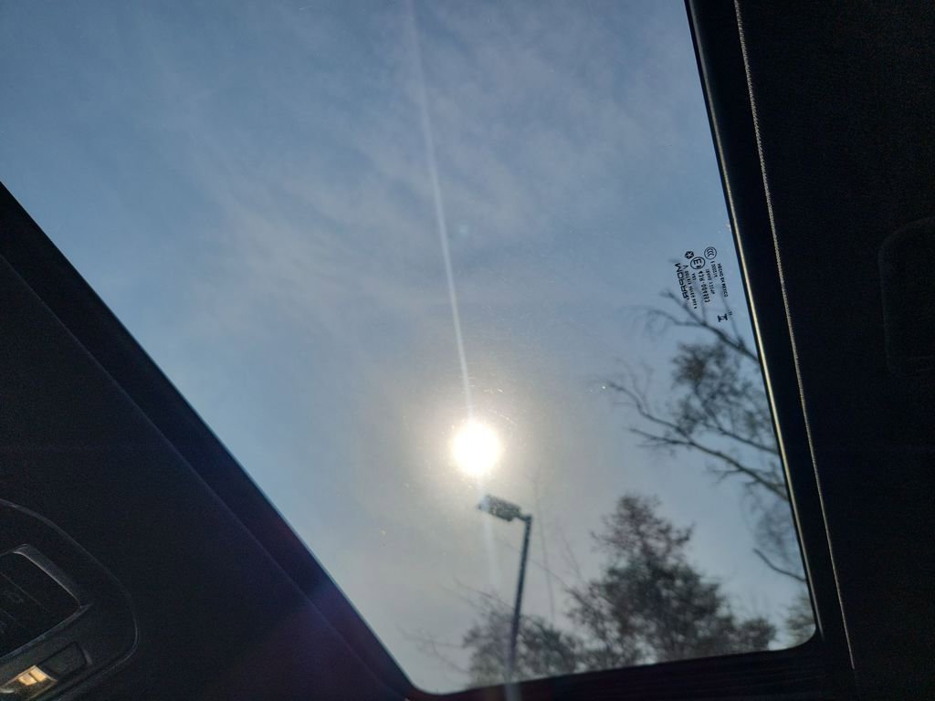 Used 2024 Jeep Grand Cherokee Altitude AWD/4WD image 27