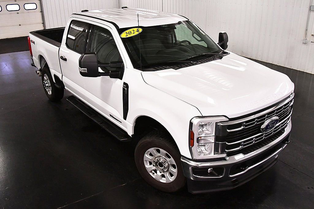 Used 2024 Ford F350 XLT image 15