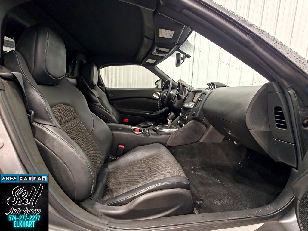 Used 2014 Nissan 370Z Touring w/ Sport Package RWD image 20
