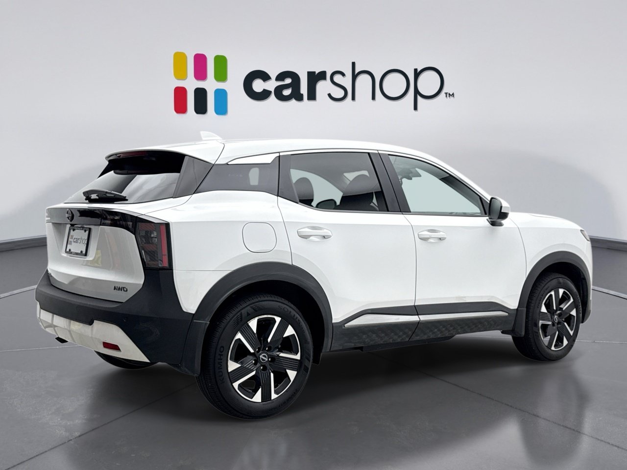 Used 2025 Nissan Kicks SV AWD/4WD image 5
