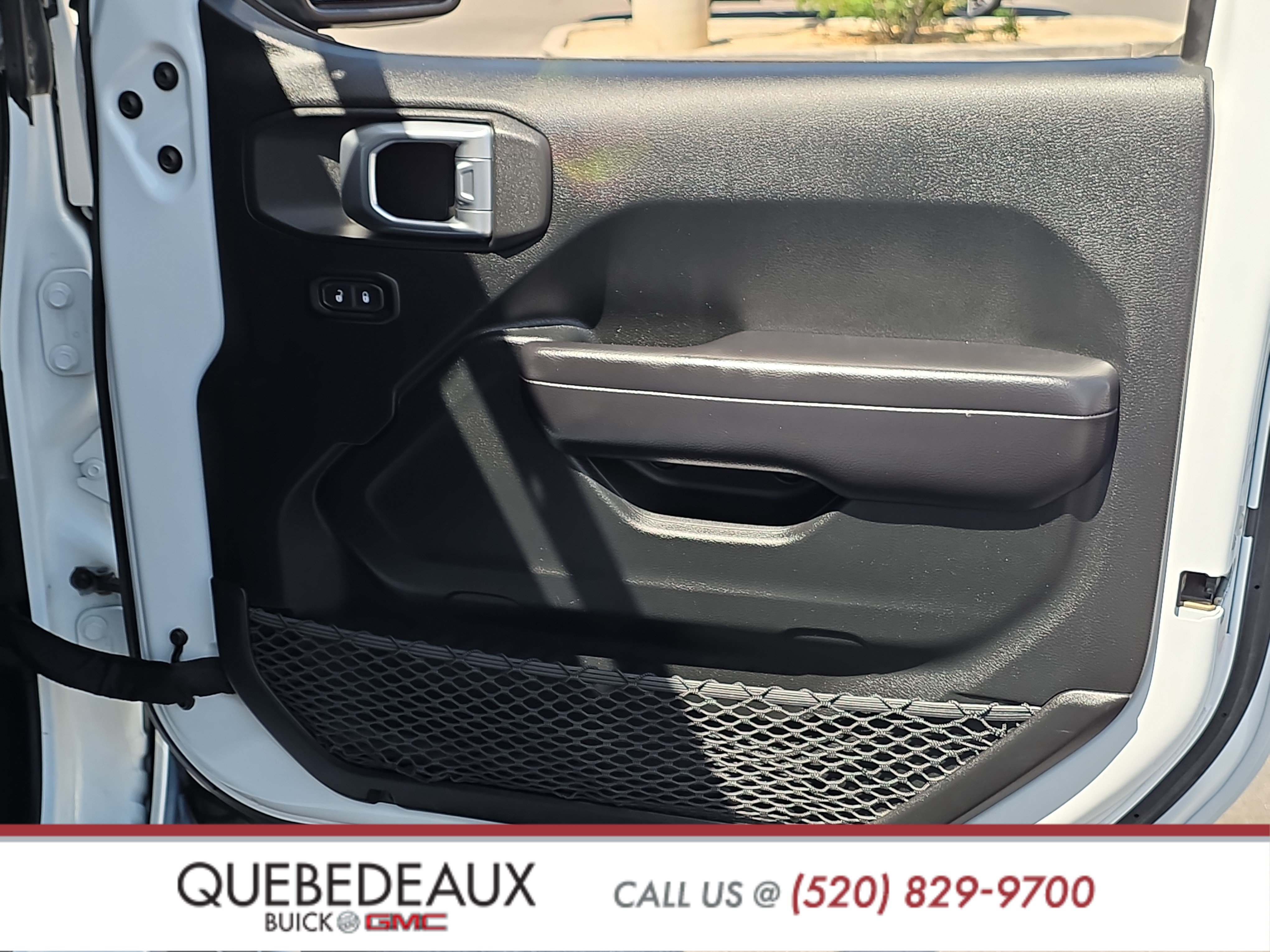 Used 2019 Jeep Wrangler Unlimited Rubicon AWD/4WD image 34