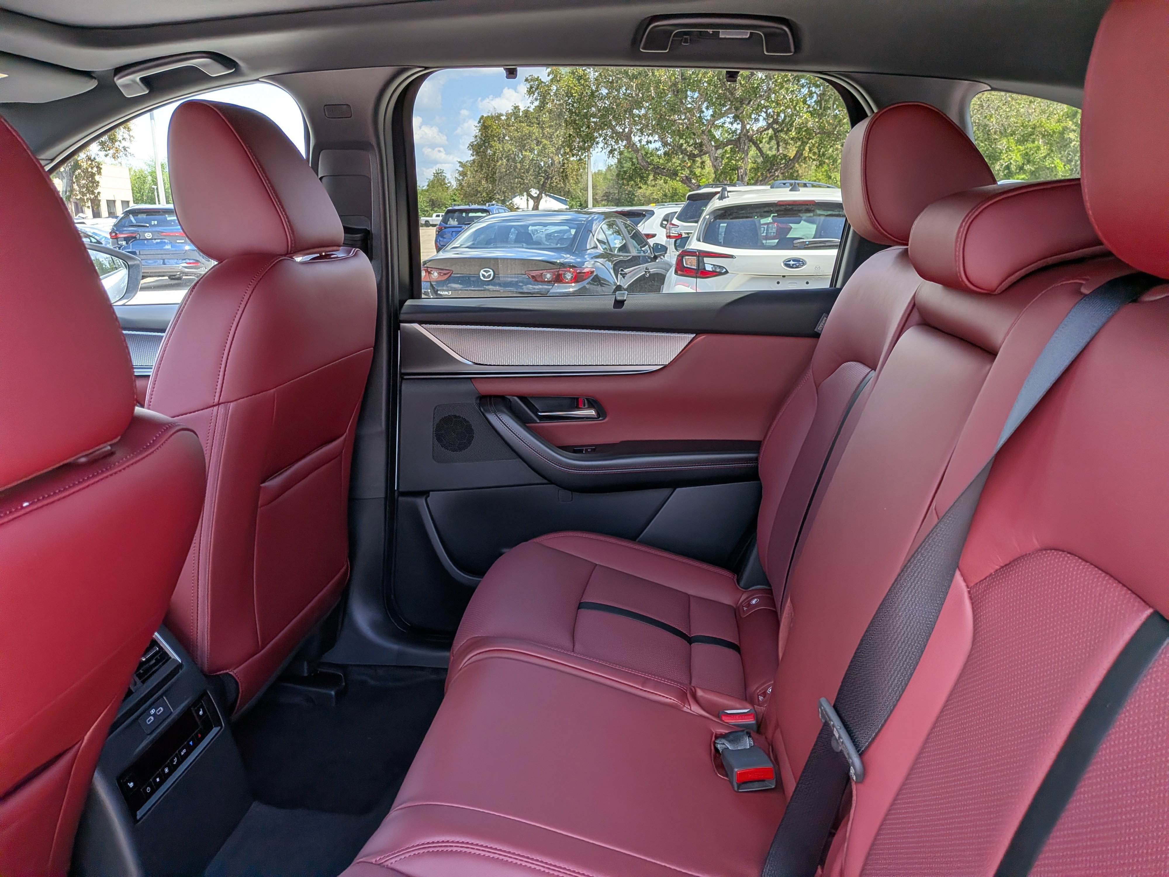 New 2026 MAZDA CX-70 3.3 Turbo S w/ Premium Package image 16
