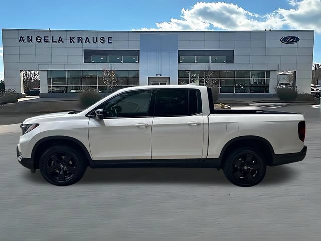 Used 2025 Honda Ridgeline Black Edition image 4