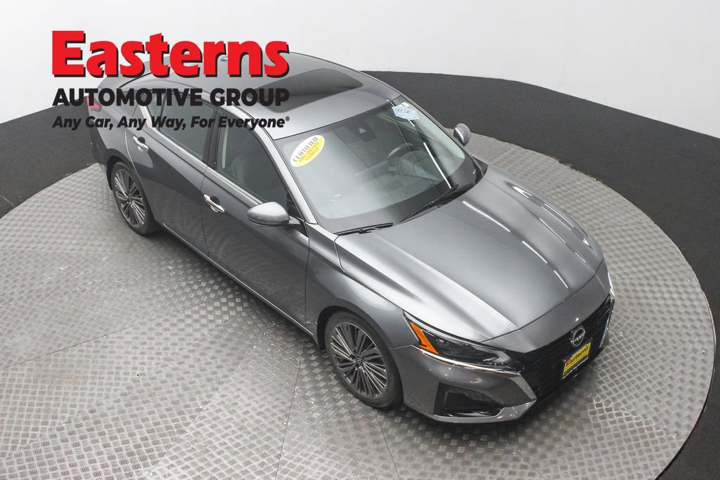 Used 2023 Nissan Altima 2.5 SL image 3