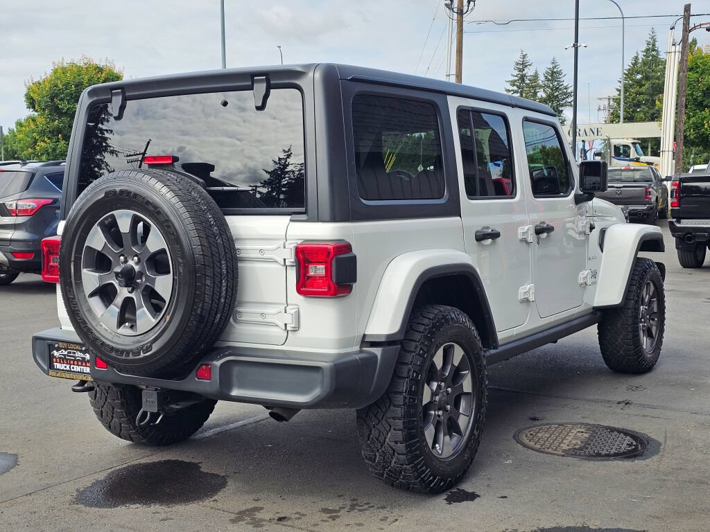 Used 2018 Jeep Wrangler Unlimited Sahara w/ Uconnect 4C Nav & Sound Group AWD/4WD image 5