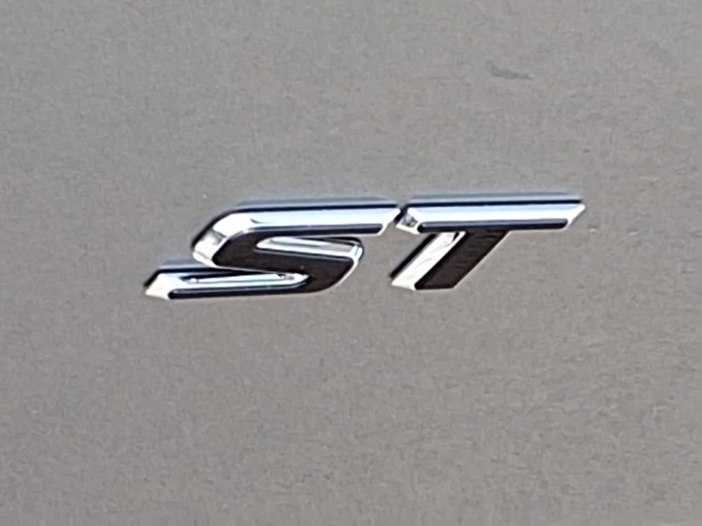 New 2026 Buick Enclave Sport Touring w/ Power Package image 10