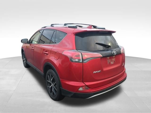 Used 2016 Toyota RAV4 SE image 6