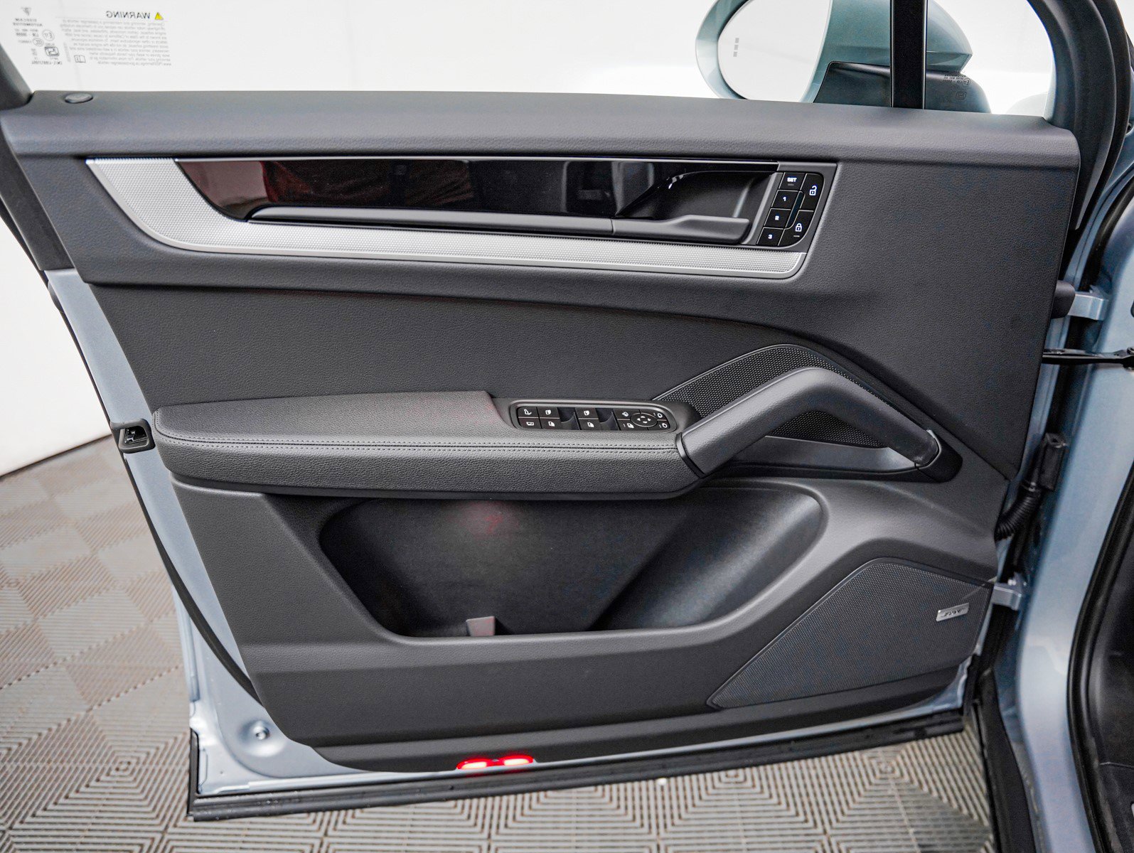 New 2026 Porsche Cayenne E-Hybrid image 25