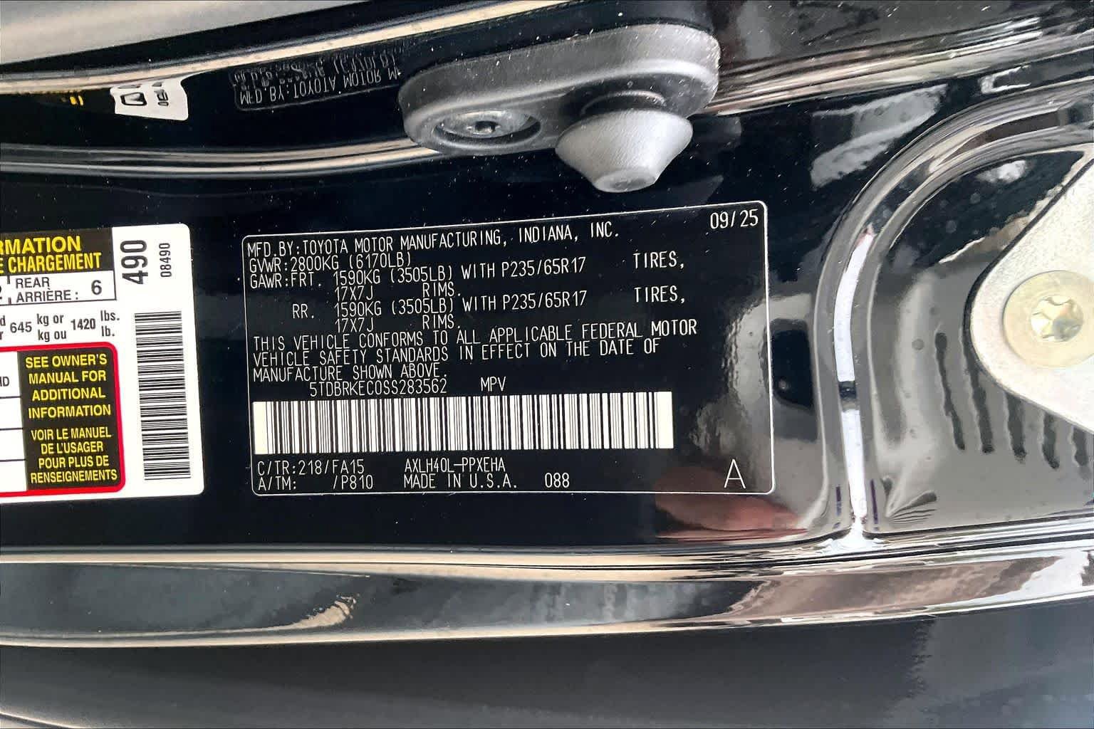Used 2025 Toyota Sienna LE w/ LE Plus Package image 35