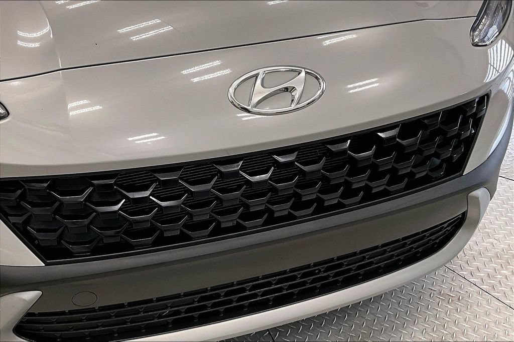 Certified 2023 Hyundai Kona SE w/ Cargo Package AWD/4WD image 27