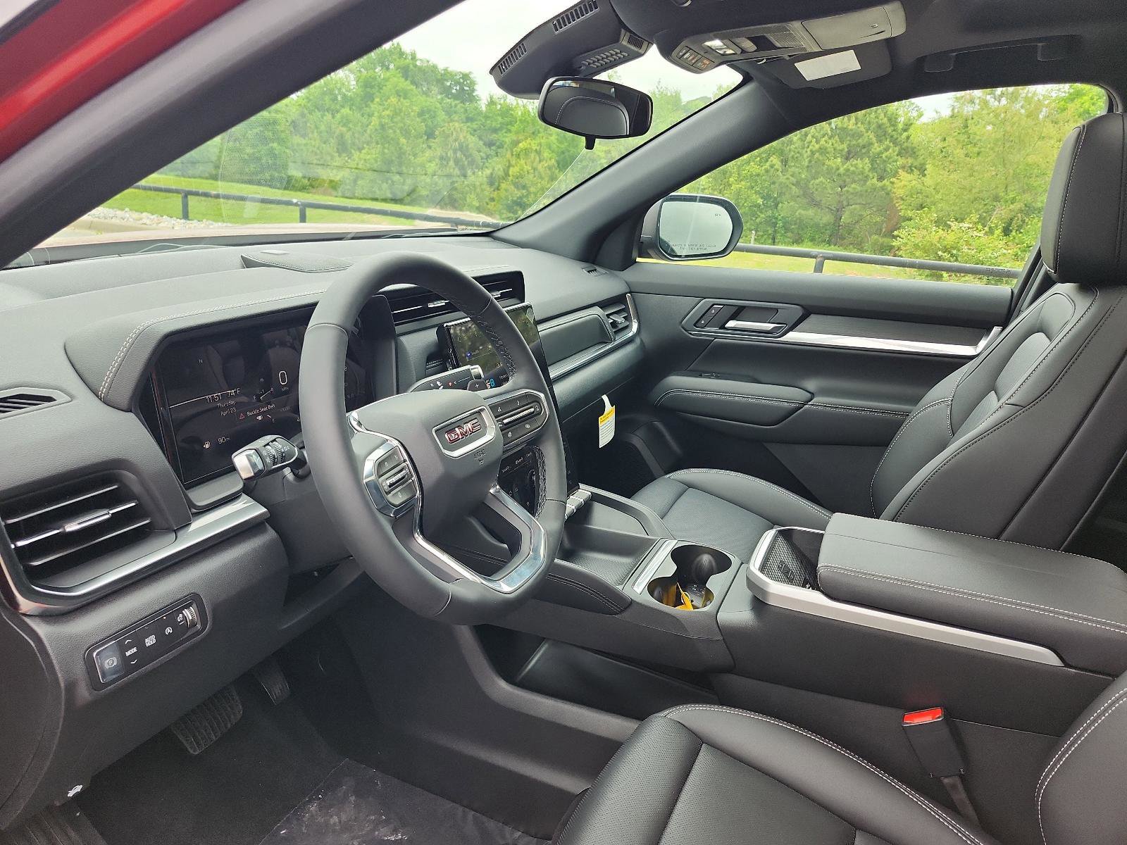 New 2026 GMC Terrain Elevation FWD image 12