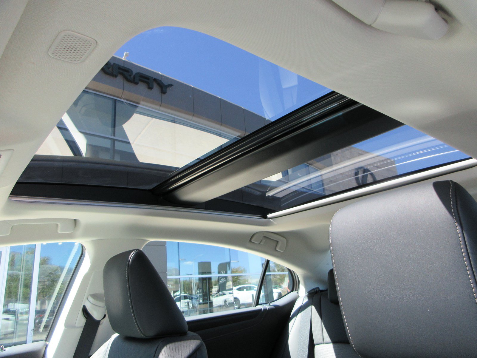 Used 2025 Lexus ES 350 w/ Premium Package FWD image 16