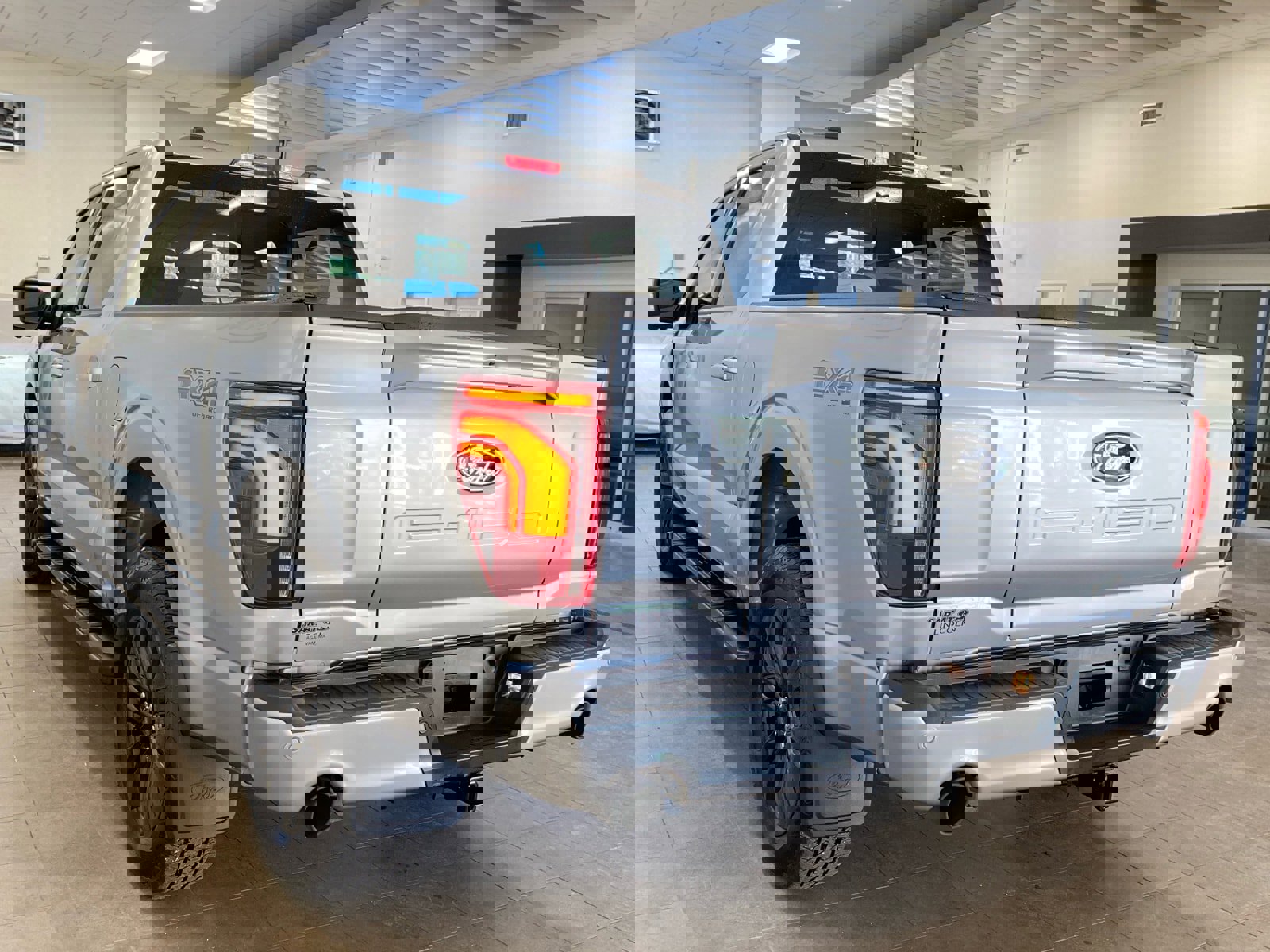 Certified 2025 Ford F150 Lariat w/ Equipment Group 502A High image 5