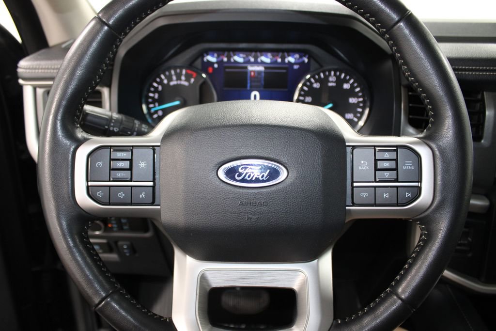 Used 2024 Ford Expedition Max XLT image 40