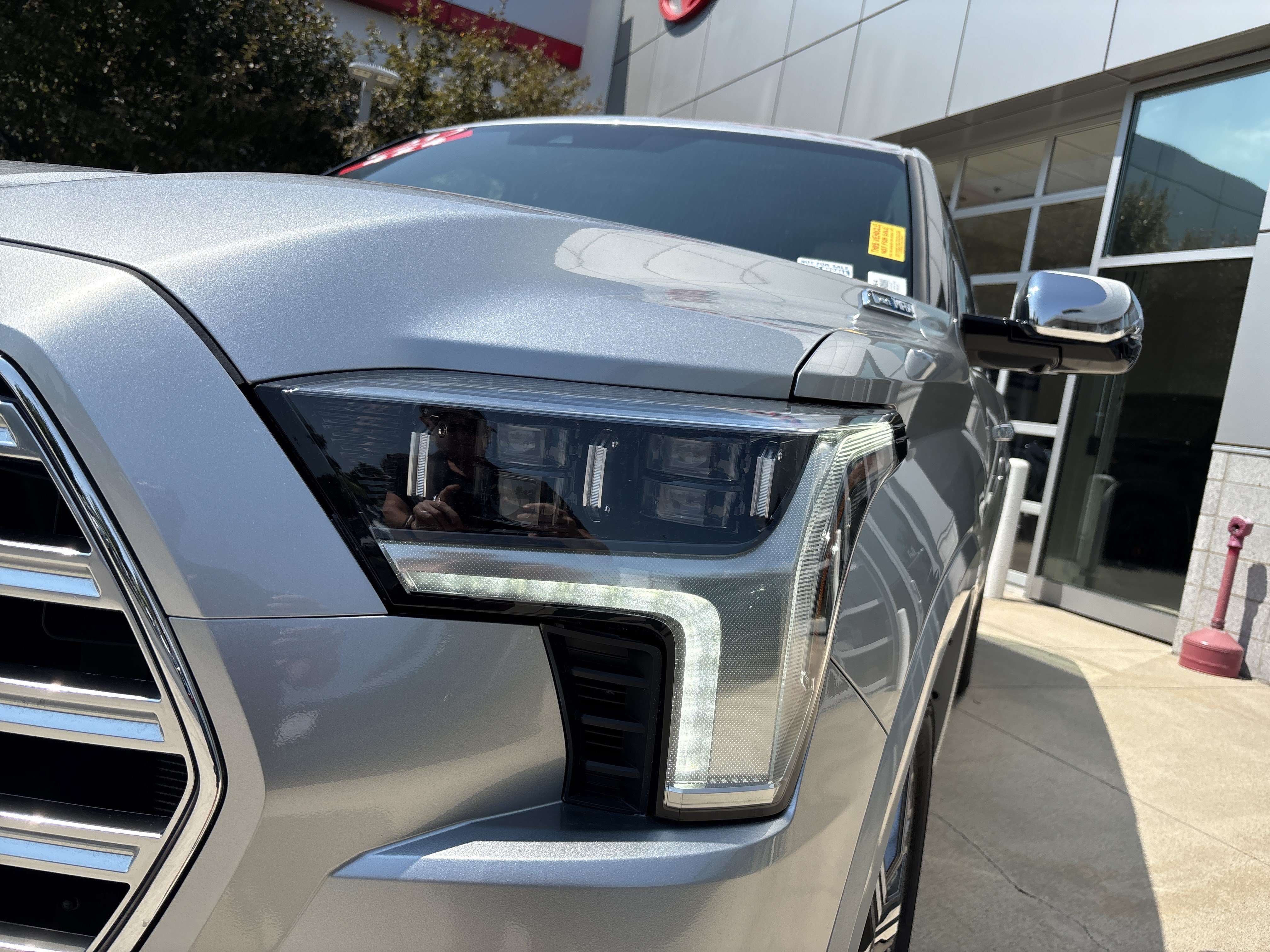 Used 2023 Toyota Sequoia Capstone AWD/4WD image 10