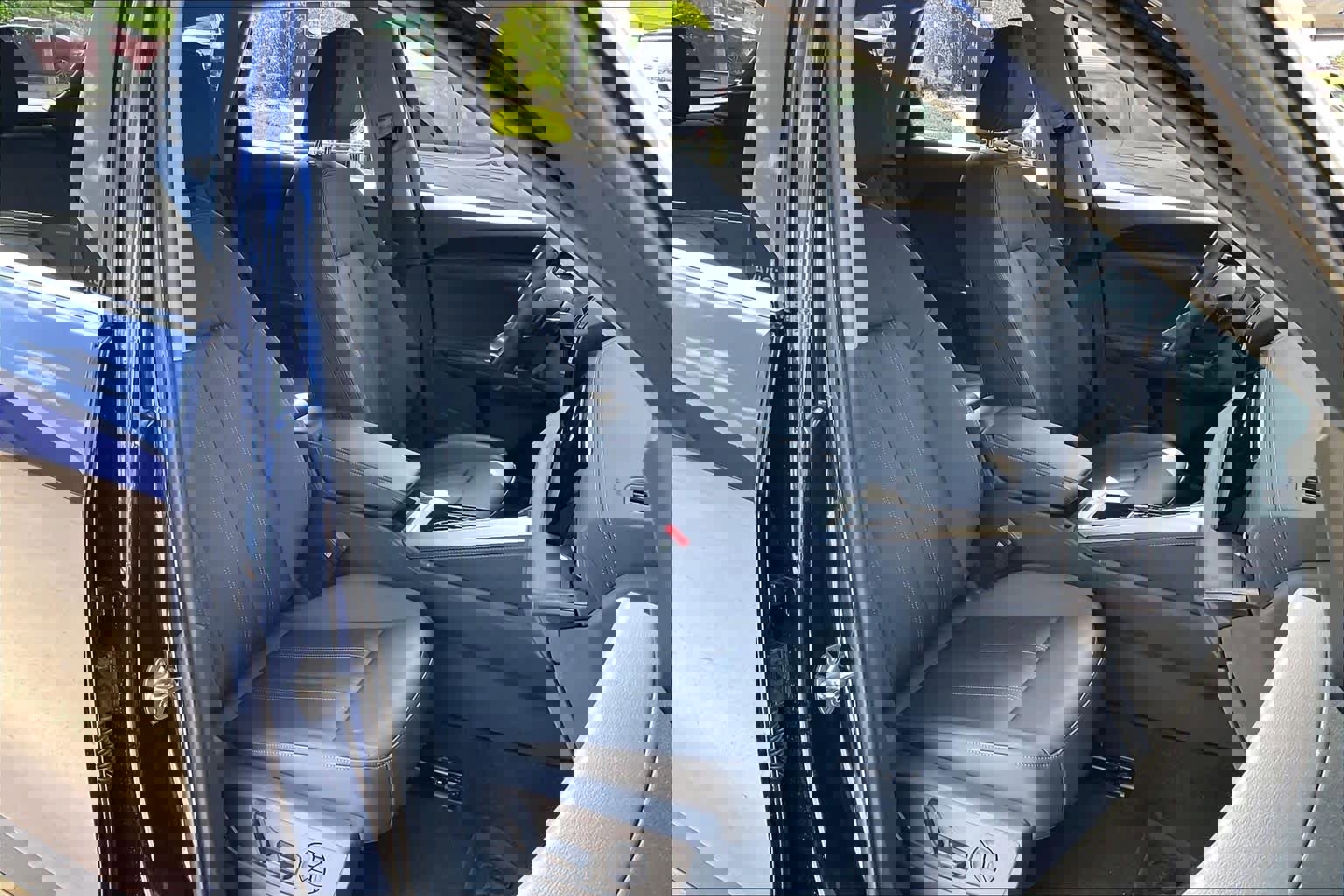 Used 2025 Audi Q5 Premium w/ Convenience Package image 9