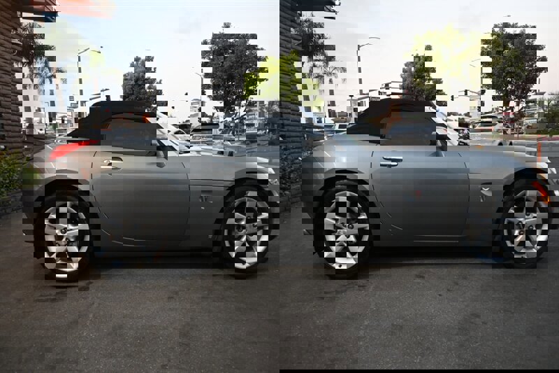 Used 2006 Pontiac Solstice Convertible w/ Premium Package image 13