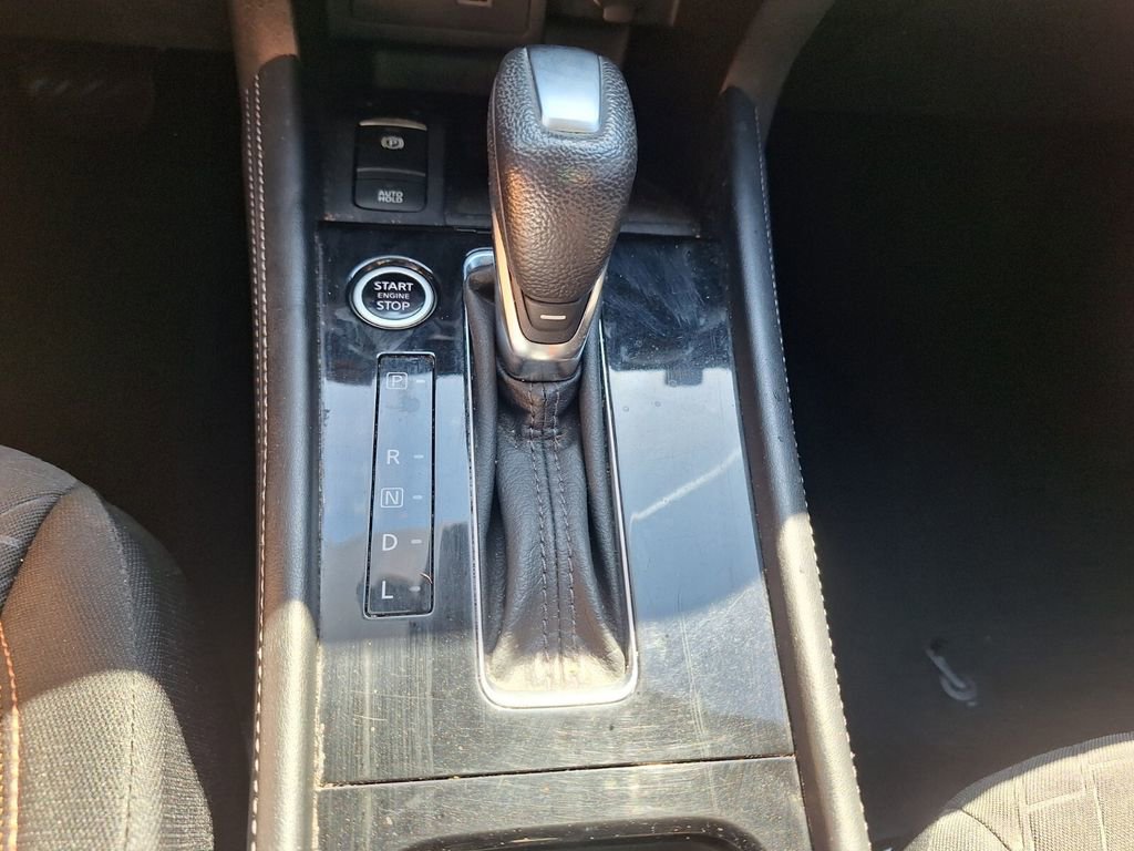 Used 2021 Nissan Kicks SR image 17