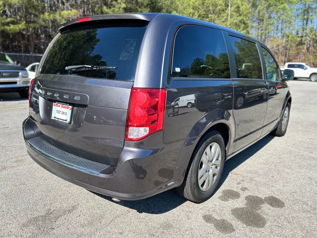 Used 2019 Dodge Grand Caravan SE image 7