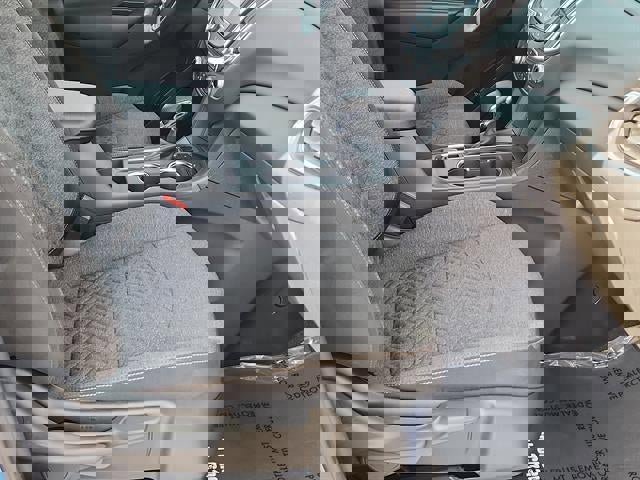 Used 2024 Chevrolet Equinox LT image 12