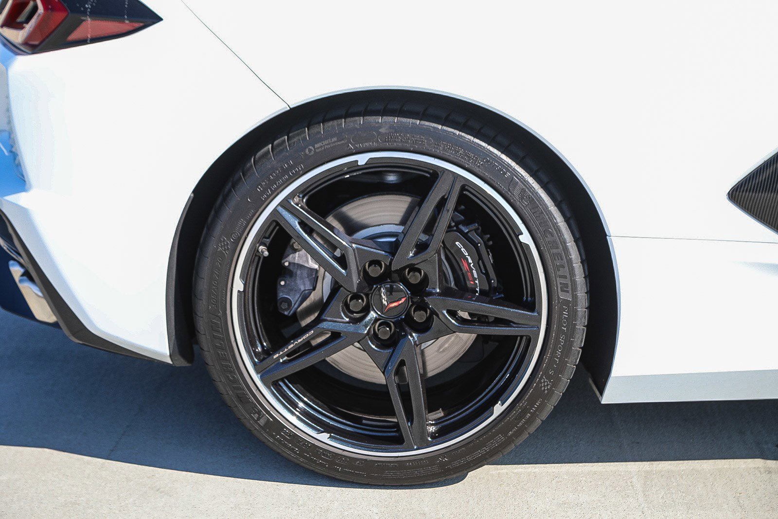 Used 2022 Chevrolet Corvette Stingray Premium Conv w/ Z51 Performance Package image 11