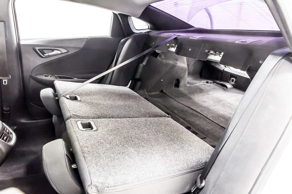 Used 2016 Chevrolet Malibu LT image 30