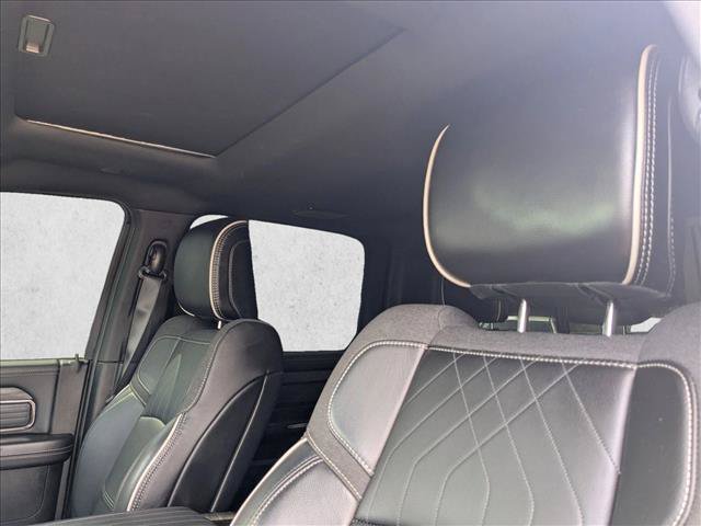Used 2025 RAM 3500 Limited AWD/4WD image 14