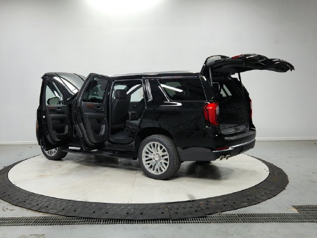 New 2027 GMC Yukon Denali w/ Sun & Power Step Package AWD/4WD image 14
