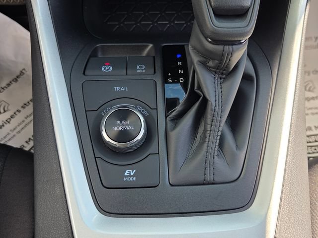 Certified 2025 Toyota RAV4 XLE w/ Convenience Package AWD/4WD image 19