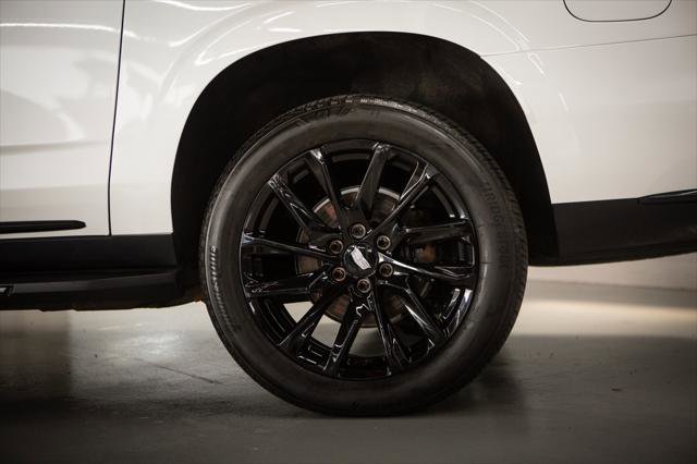 Used 2024 Cadillac Escalade ESV Sport Platinum w/ LPO, ONYX Package AWD/4WD image 46