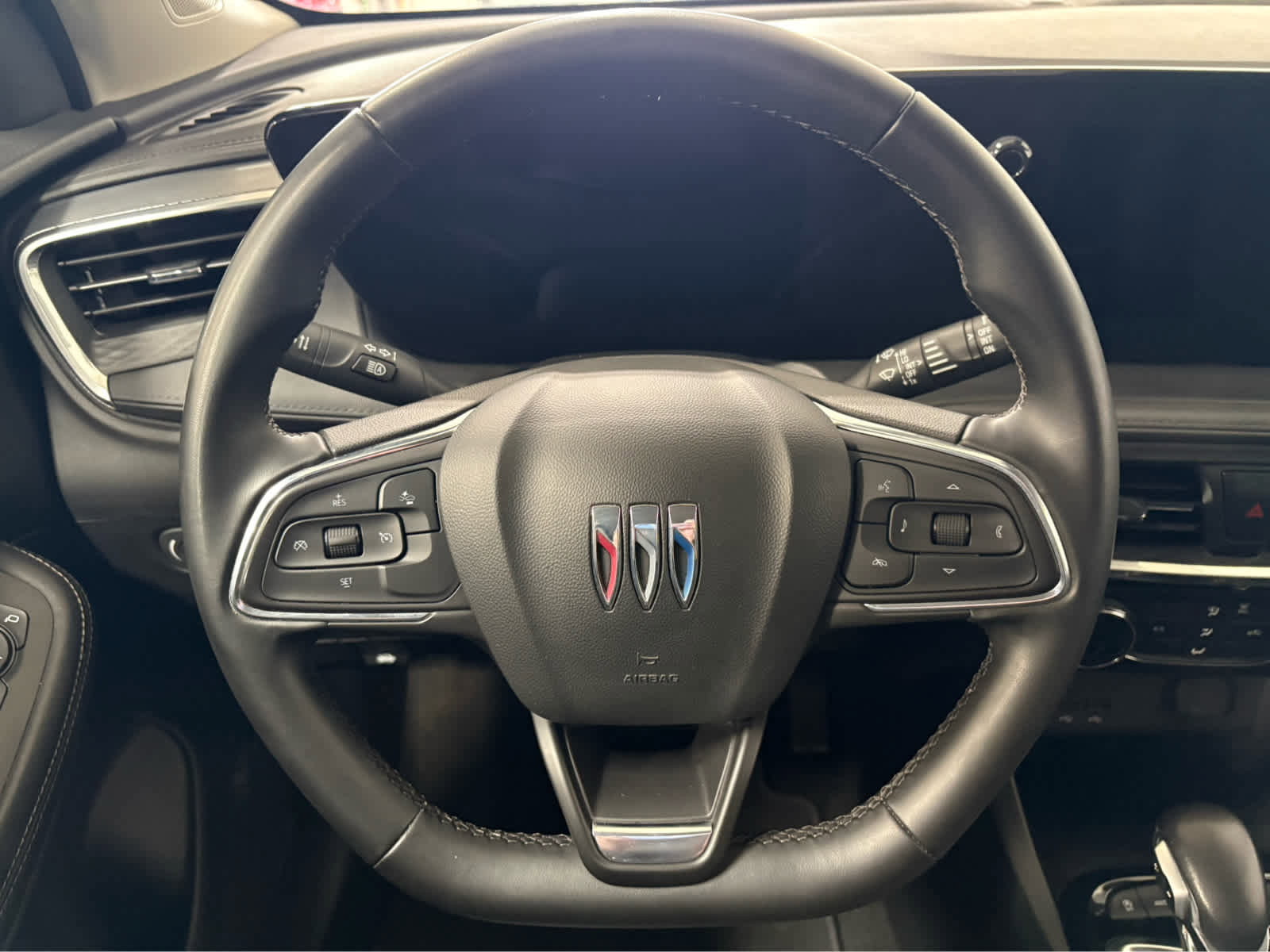 Certified 2024 Buick Encore GX Sport Touring image 17