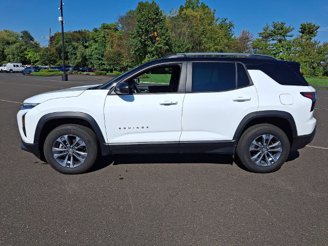 Used 2025 Chevrolet Equinox LT AWD/4WD image 5