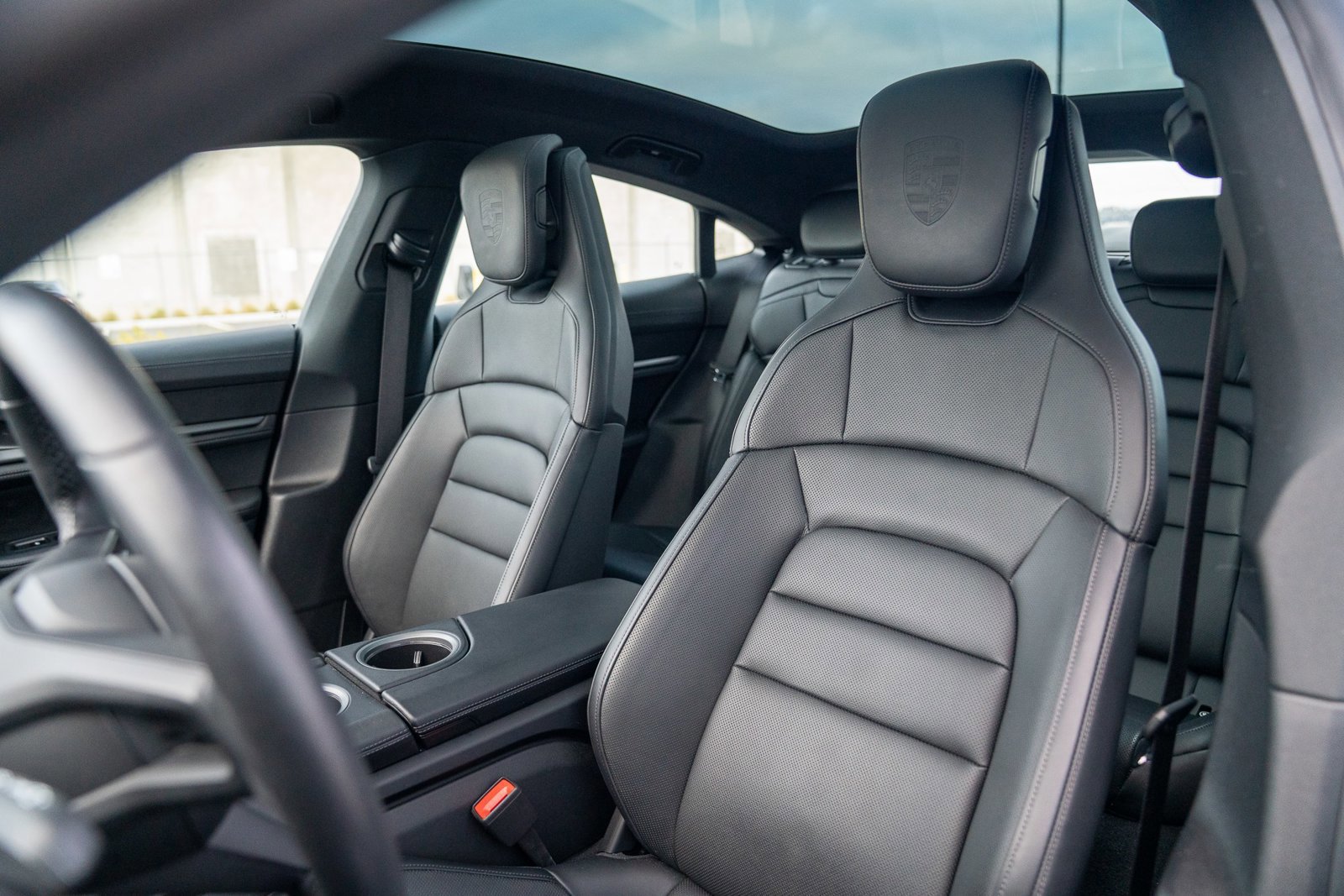 Certified 2025 Porsche Taycan image 5