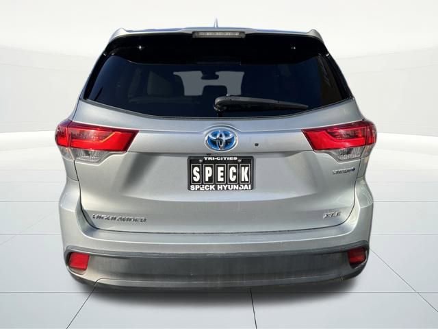 Used 2017 Toyota Highlander XLE image 7