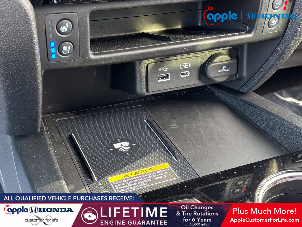 Used 2024 Honda Passport Black Edition image 29